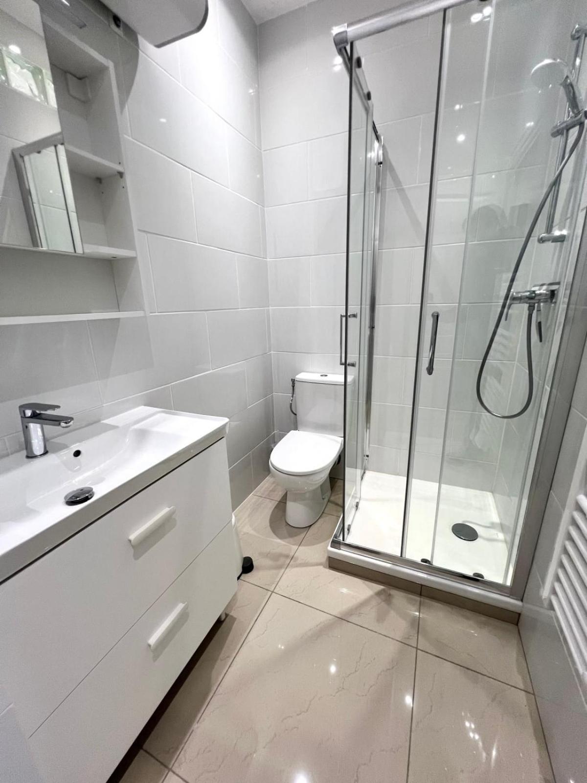 Les Pins Pinede Sector - 2 People Apartamento